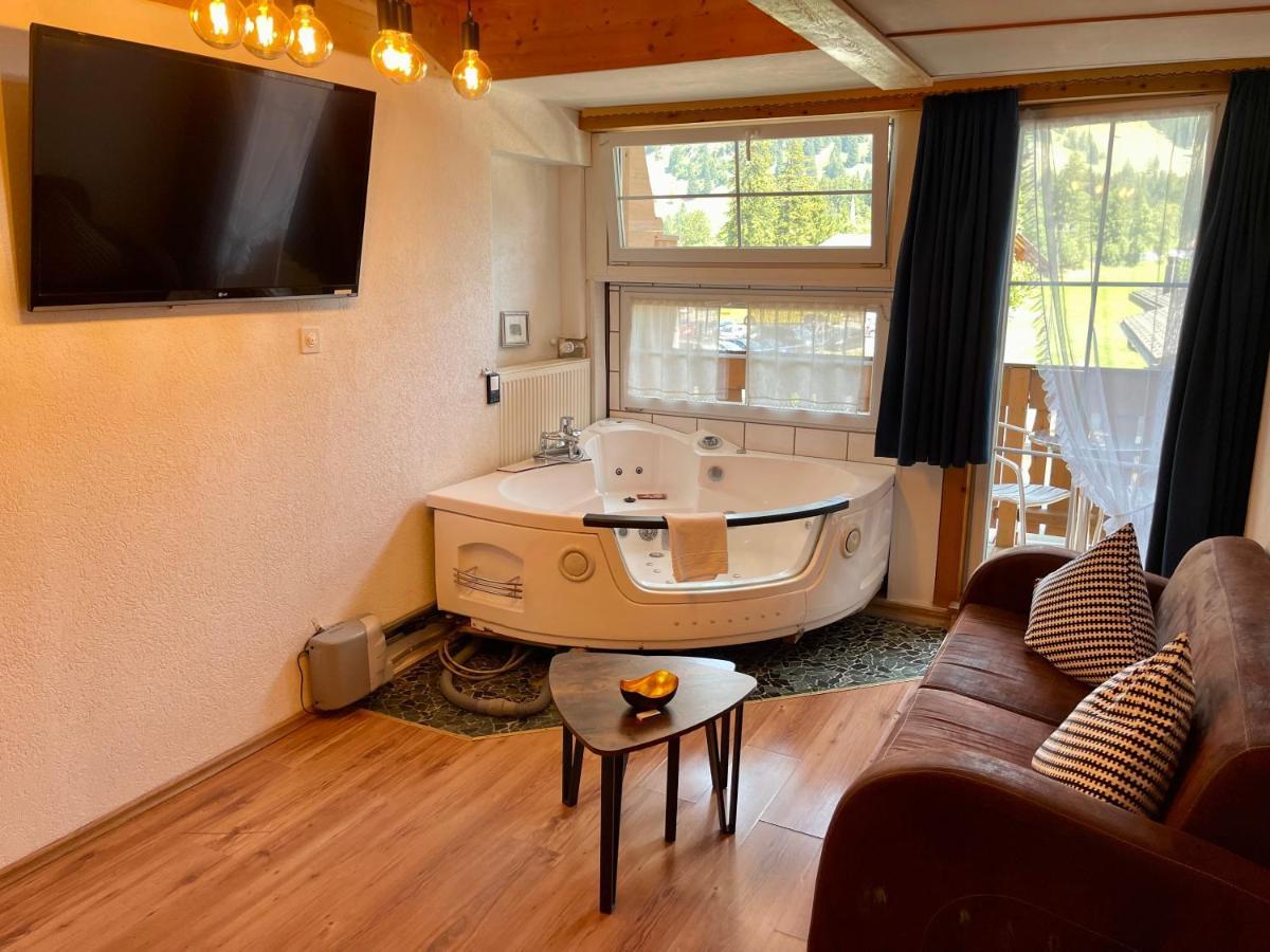 Chalet Hotel Adler Ag Kandersteg Zewnętrze zdjęcie
